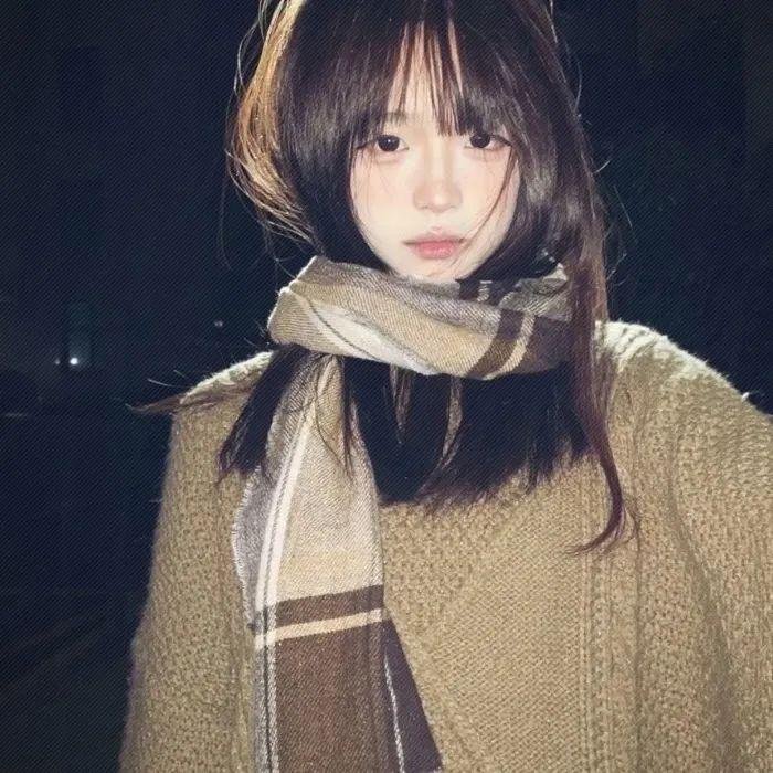 黄昏时分、牵着手